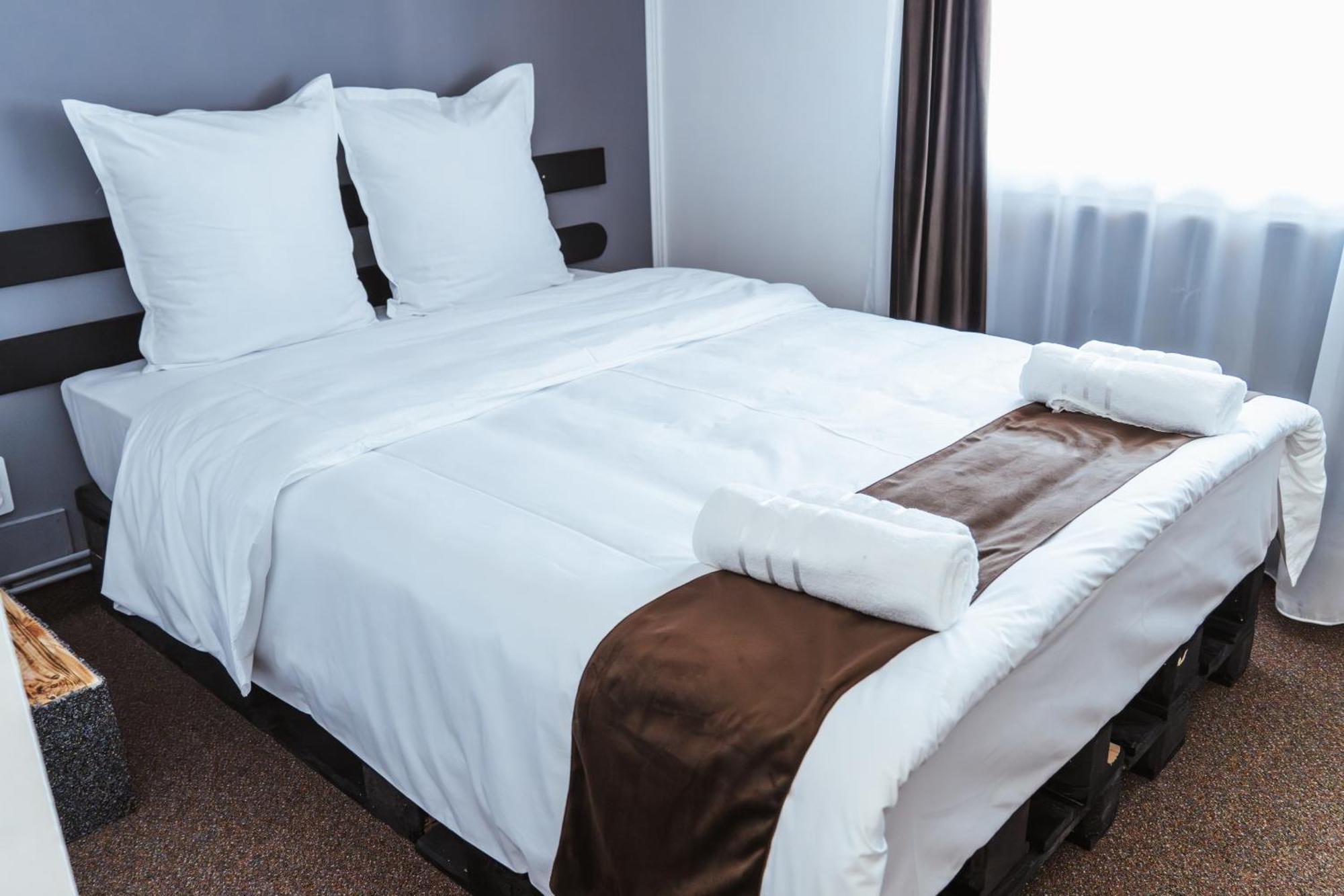 Casa Rosu Hotel Клуж-Напока Екстериор снимка