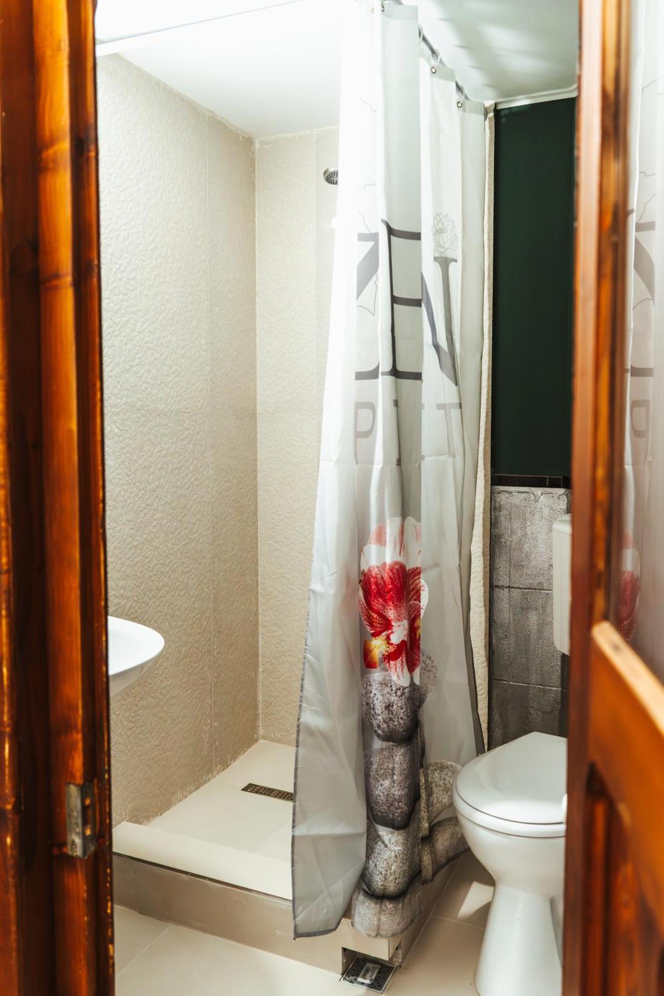 Casa Rosu Hotel Клуж-Напока Екстериор снимка