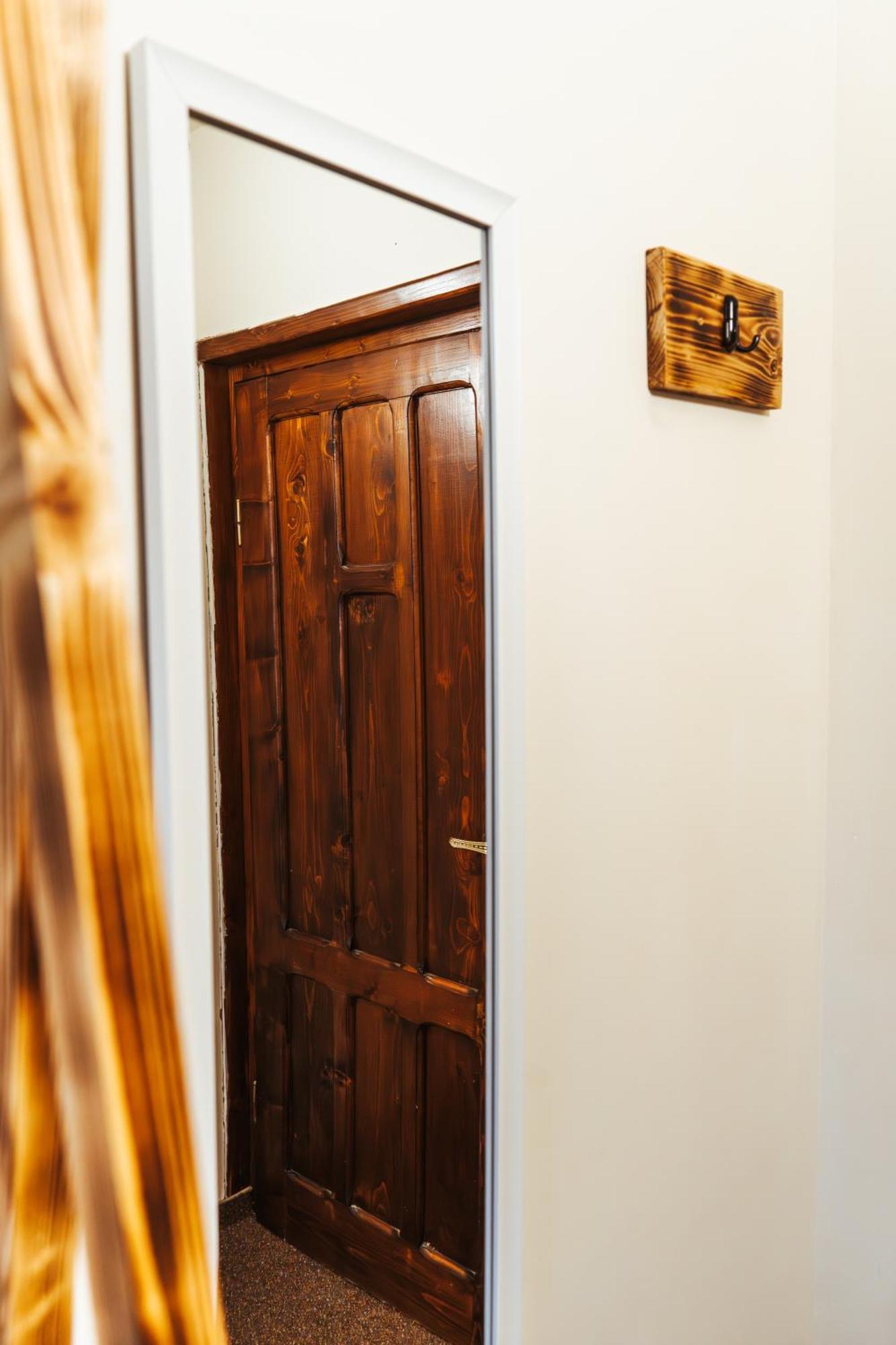Casa Rosu Hotel Клуж-Напока Екстериор снимка