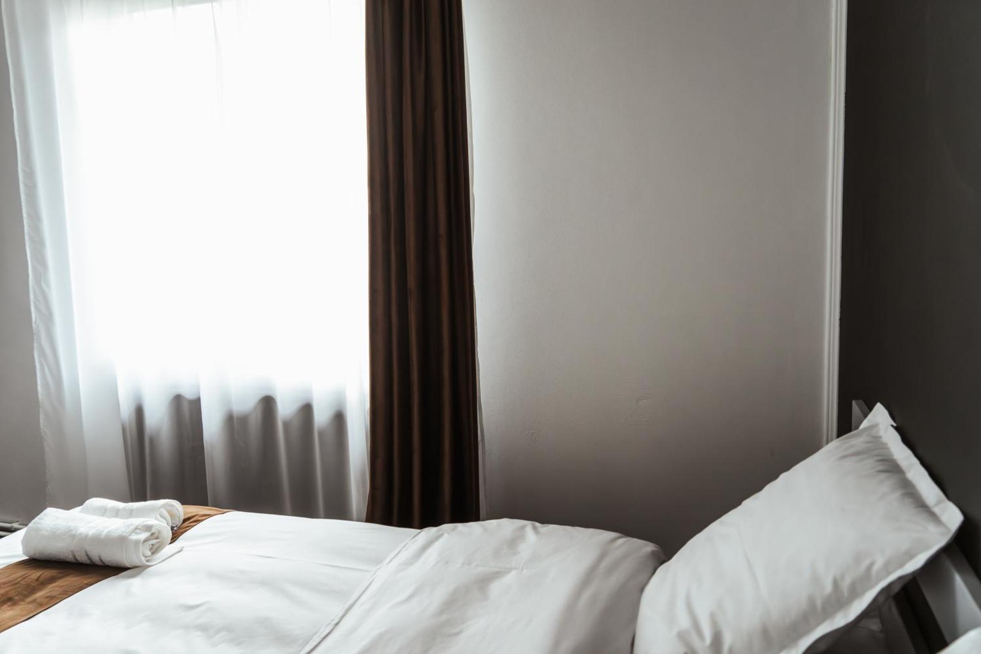 Casa Rosu Hotel Клуж-Напока Екстериор снимка