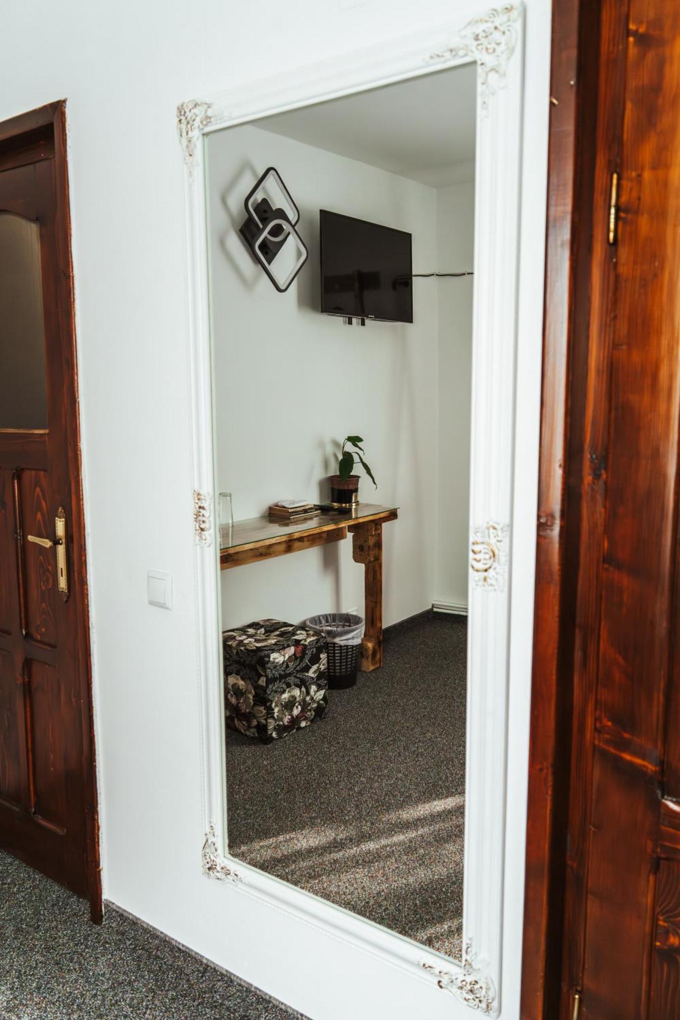 Casa Rosu Hotel Клуж-Напока Екстериор снимка
